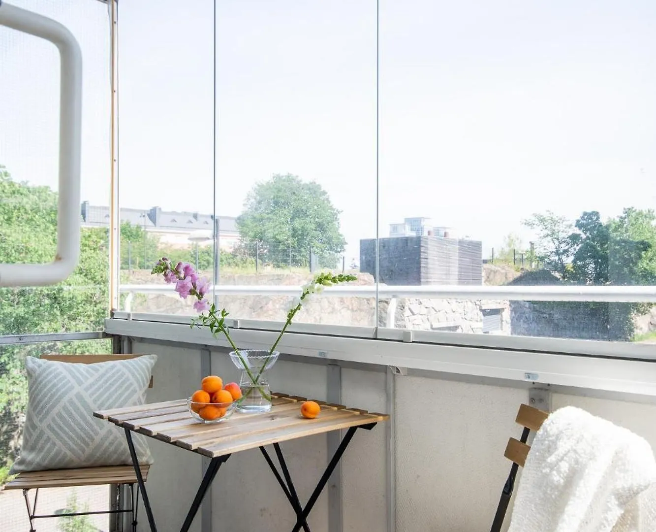 Family Home In Kallio Beside Metro W/ Free Parking Helsinki Apartment